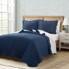 King size White Navy Scalloped Edge Reversible Lightweight Quilt Set